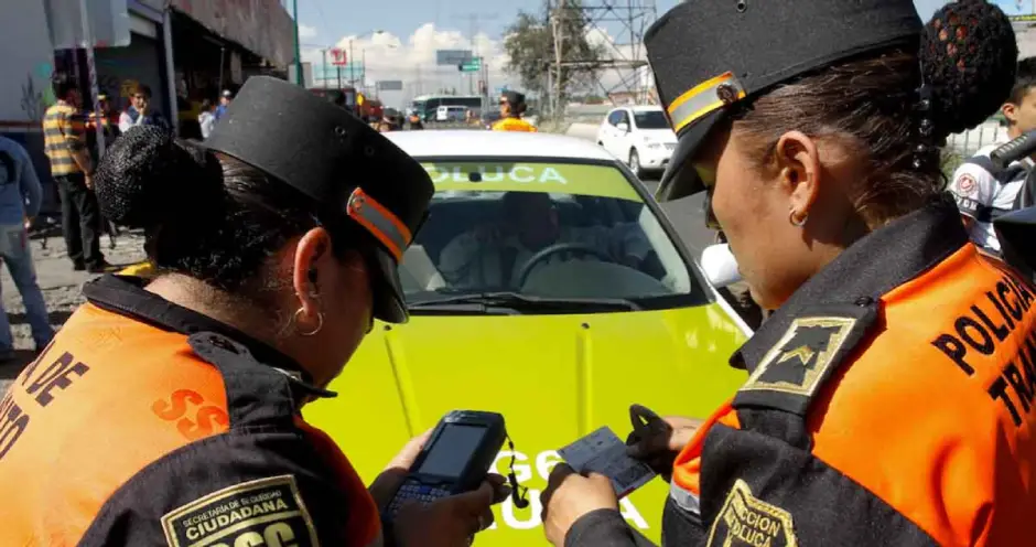 Multa-de-2-mil-pesos-en-Edomex-por-no-hacer-reemplacamiento